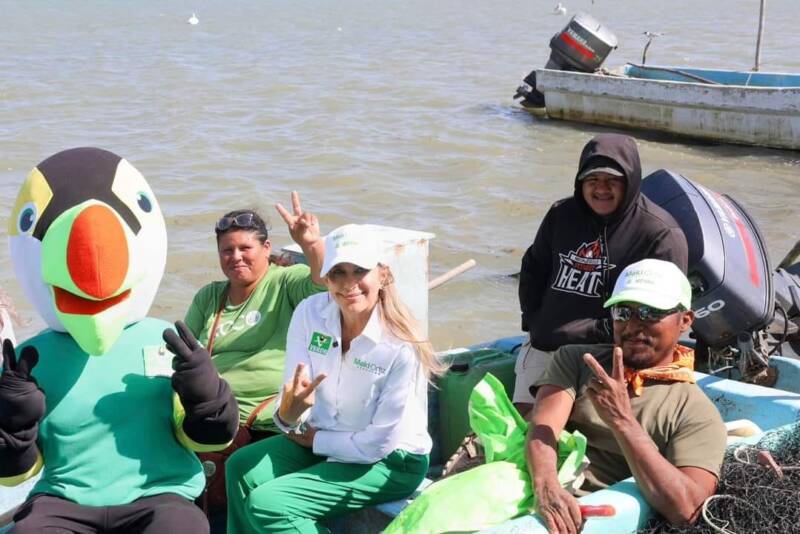 PESCADORES TAMAULIPECOS VAN CON MAKI Y GEÑO