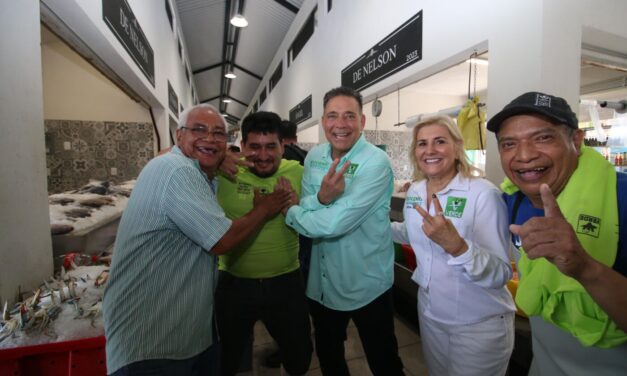 Comerciantes de La Puntilla votarán por Geño y Maki al Senado
