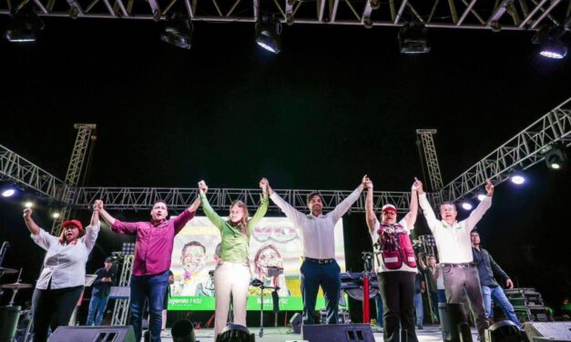 Con más de 8,500 asistentes Carlos Peña Ortiz, acompañado de Maki Ortiz, celebra su segundo cierre de campaña