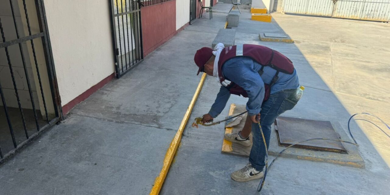 EL GOBIERNO DE REYNOSA SANEA LA primaria de Ampliación Pedro J. Méndez
