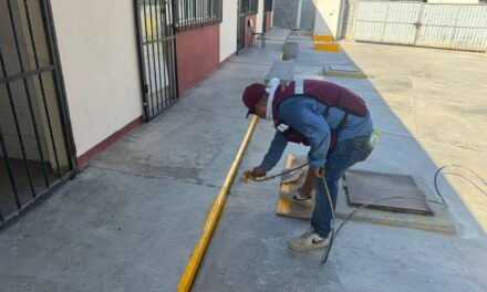 EL GOBIERNO DE REYNOSA SANEA LA primaria de Ampliación Pedro J. Méndez