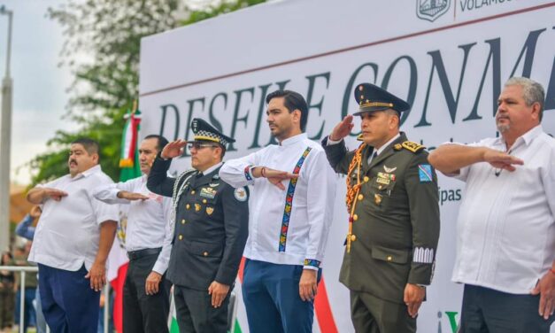 Más de 5 Mil personas disfrutaron el Desfile Conmemorativo del 214 Aniversario del Inicio de la Lucha por la Independencia de México