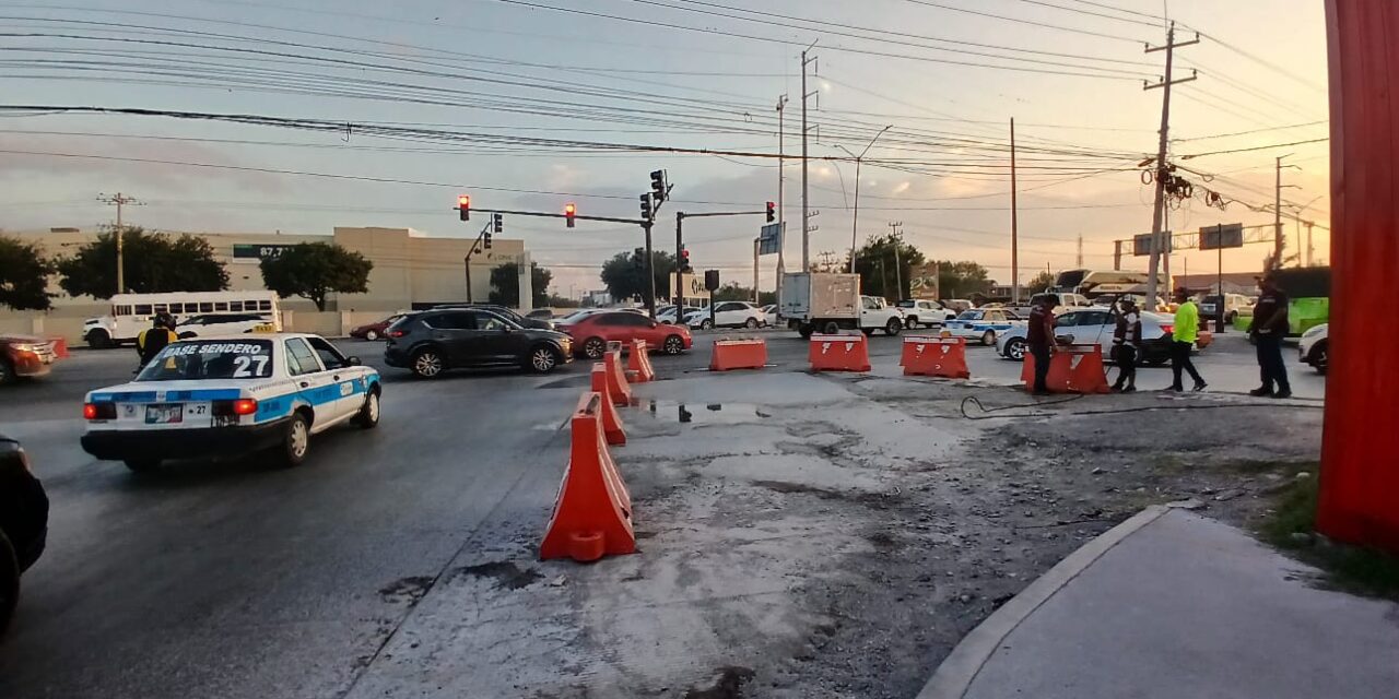 EXHORTA EL MUNICIPIO A LOS AUTOMOVILISTAS A RESPETAR LAS ÁREAS DE TRABAJO DE LAS CUADRILLAS