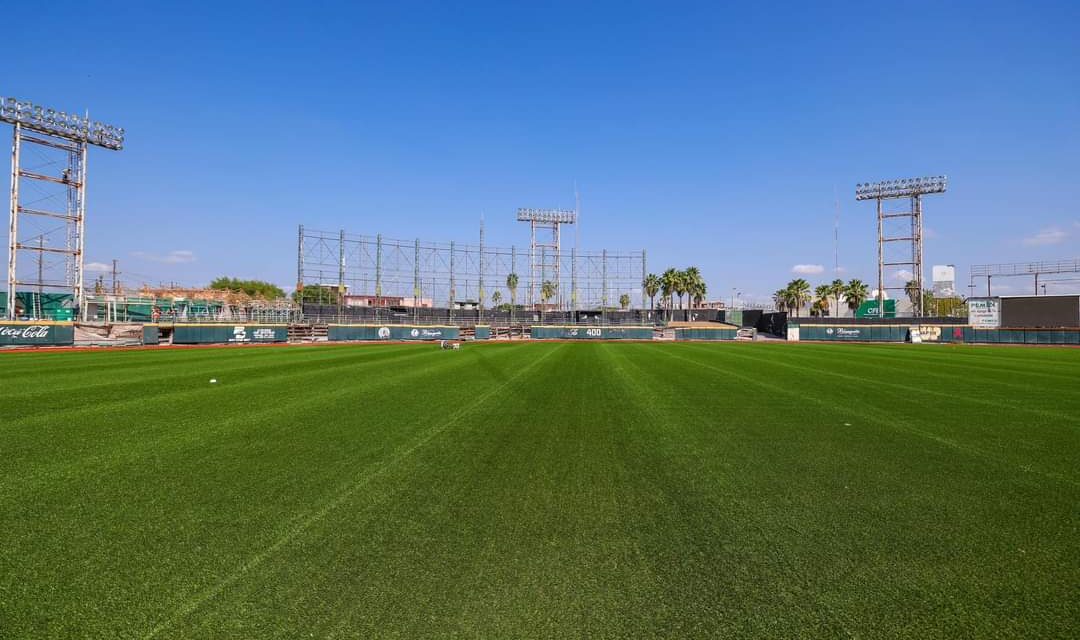 CONTINUAN LOS AVANCES EN LA REHABILITACIÓN DEL PARQUE DE BEISBOL ADOLFO LÓPEZ MATEOS