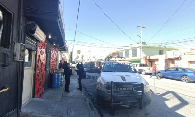 LA POLICÍA DE PROXIMIDAD DETIENE A UN ASALTANTE EN LAS FUENTES