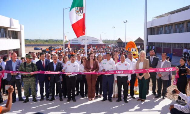 INAUGURAN LA PREPA UAT NUEVO LAREDO