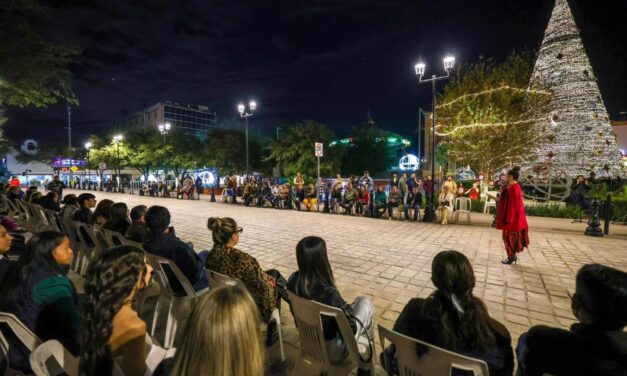 EXSITOSO DESFILE DE MODAS EN EL RENOVADO CENTRO DE REYNOSA