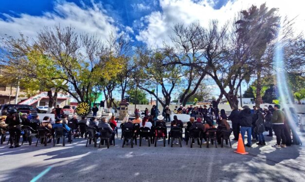 RINDEN HOMENAJE A CORNELIO REYNA EN SU VIGÉSIMO OCTAVO ANIVERSARIO LUCTUOSO