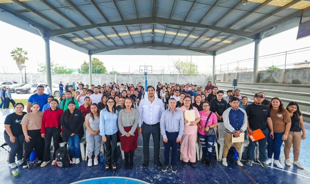 EL GOBIERNO DE REYNOSA PROMUEVE LA PROFESIONALIZACIÓN DE LOS ESTUDIANTES