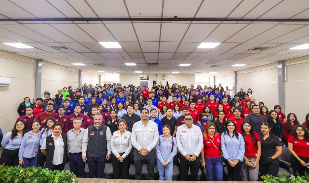 EL GOBIERNO DE REYNOSA INVIERTE EN LA TITULACIÓN DE LOS PROFESIONISTAS DE LA UAT