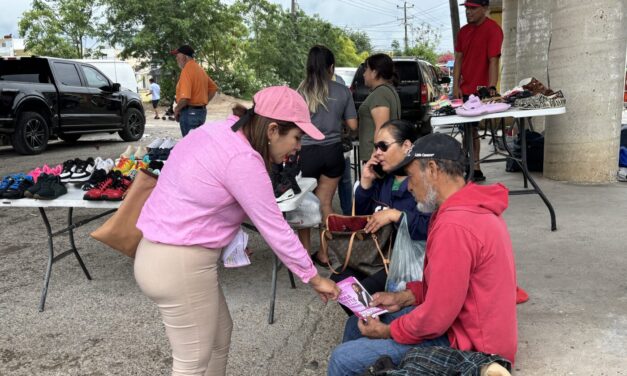 IVETTE SALAZAR RECORRE LAS CALLES DE REYNOSA PARA FOMENTAR EL VOTO A MAGISTRADAS