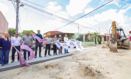 PAVIMENTAN CALLE EN LA CAÑADA BENEFICIANDO A MÁS DE 3 MIL HABITANTES