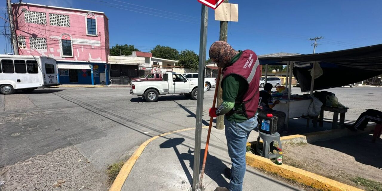 REFUERZA EL GOBIERNO DE REYNOSA TRABAJOS DE SEÑALIZACIÓN VIAL PARA MAYOR SEGURIDAD DE LA CIUDADANÍA