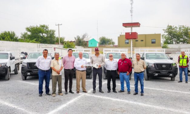 ENTREGA EL GOBIERNO DE REYNOSA 10 UNIDADES MÓVILES A COMAPA
