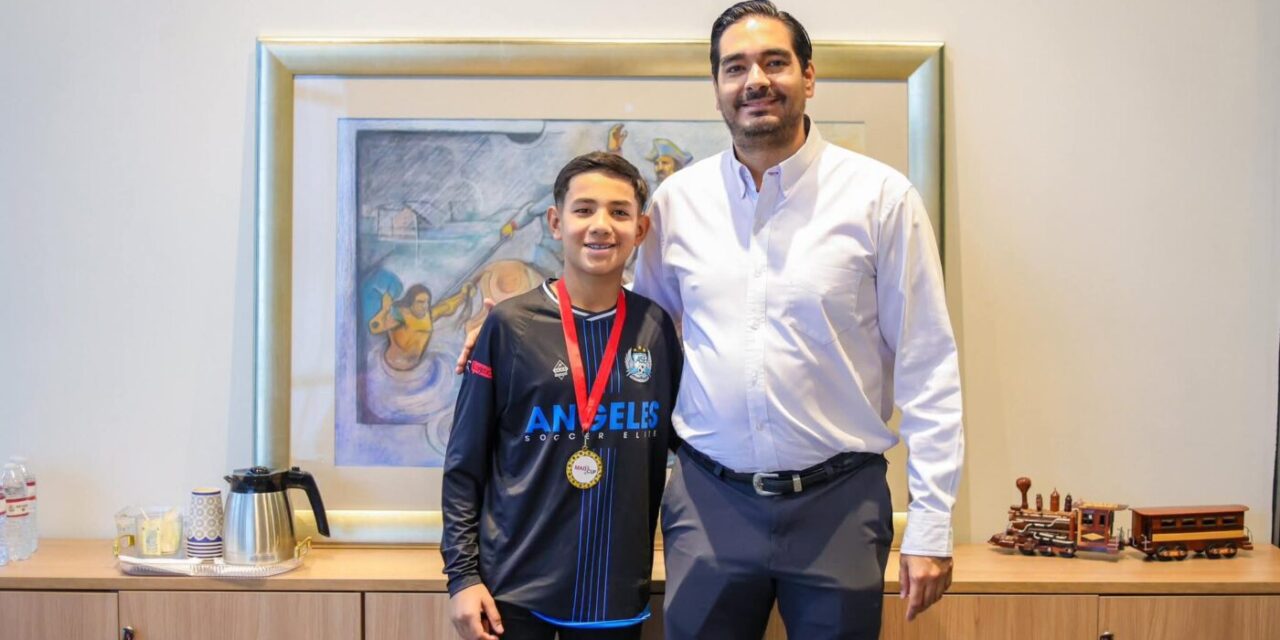 RECONOCEN EN REYNOSA AL FUTOBLISTA HUGO OSVALDO RUIZ POR SU DESTACADA PARTICIPACIÓN INTERNACIONAL