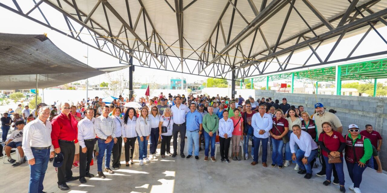 EL GOBIERNO DE REYNOSA ENTREGA BENEFICIOS EN JARACHINA SUR