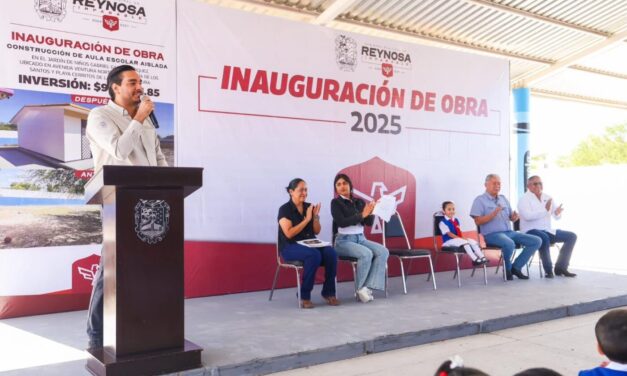 CARLOS PEÑA ORTIZ INAUGURA NUEVA AULA ESCOLAR EN KINDER DEL FRACCIONAMIENTO VENTURA