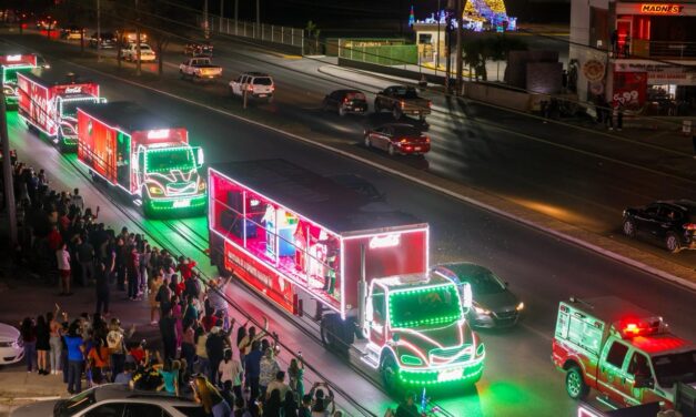 REYNOSA VIVIÓ UNA NOCHE DE ILUSIÓN Y UNIDAD CON EL DESFILE NAVIDEÑO 2025