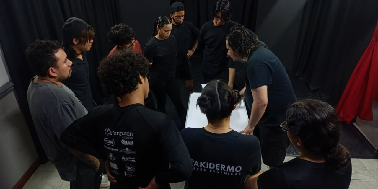 “VOCES Y ECOS DE LA TINACO” LLEGA A ESCENA: MEMORIA COMUNIDAD Y TEATRO EN CIUDAD MADERO