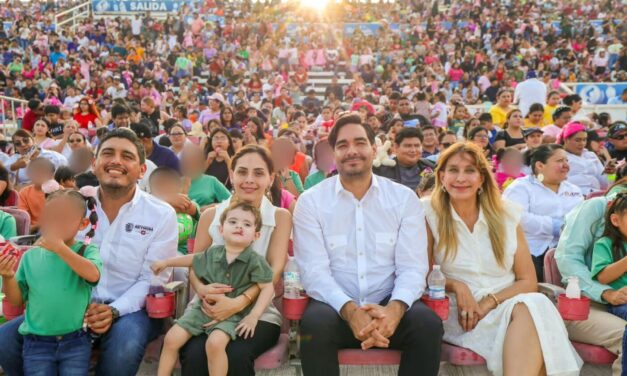 MÁS DE 15 MIL PERSONAS CELEBRAN EL DÍA DEL NIÑO CON SHOW DE LULI PAMPÍN EN REYNOSA