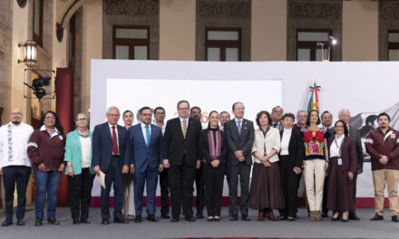 PRESIDENTA PRESENTA COMITÉ DE CIENTÍFICOS Y ESPECIALISTAS QUE ANALIZARÁN LA EXPLOTACIÓN DE GAS NATURAL NO CONVENCIONAL