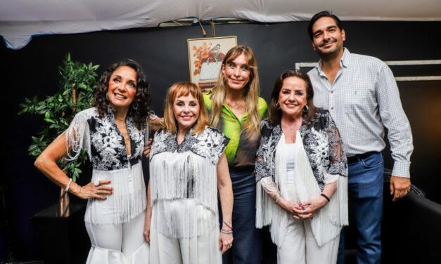 ACOMPAÑA LA SENADORA MAKI ORTIZ LA CELEBRACIÓN DEL DÍA DE LAS MADRES EN REYNOSA CON EL GRUPO PANDORA