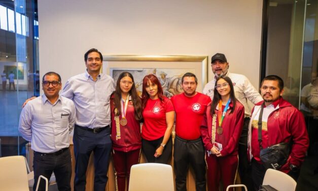 RECONOCE EL GOBIERNO MUNICIPAL A DEPORTISTAS REYNOSENSES POR SU DESTACADA PARTICIPACIÓN EN OLIMPIADA NACIONAL
