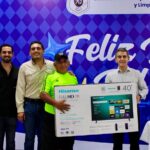 RECONOCE ANTONIO CHÁVEZ A PADRES TRABAJADORES EN FESTEJO DEL DÍA DEL PADRE